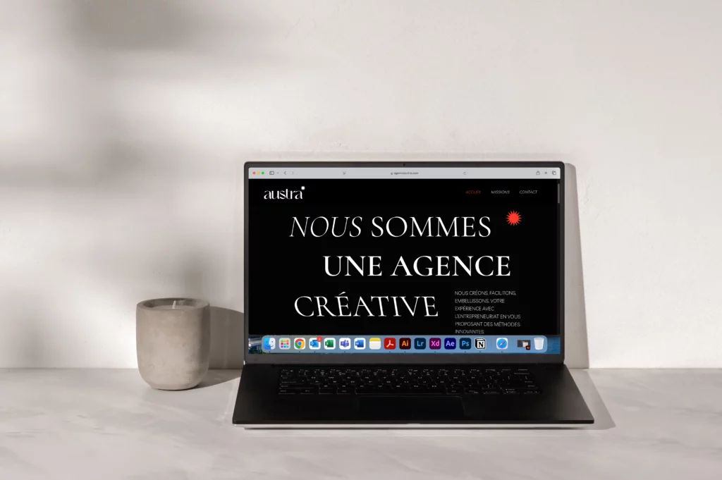 Image mockup d'un site web optimisé avec un dark mode